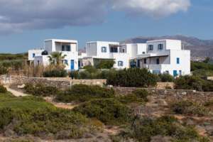 Athenas Houses Antiparos (1)